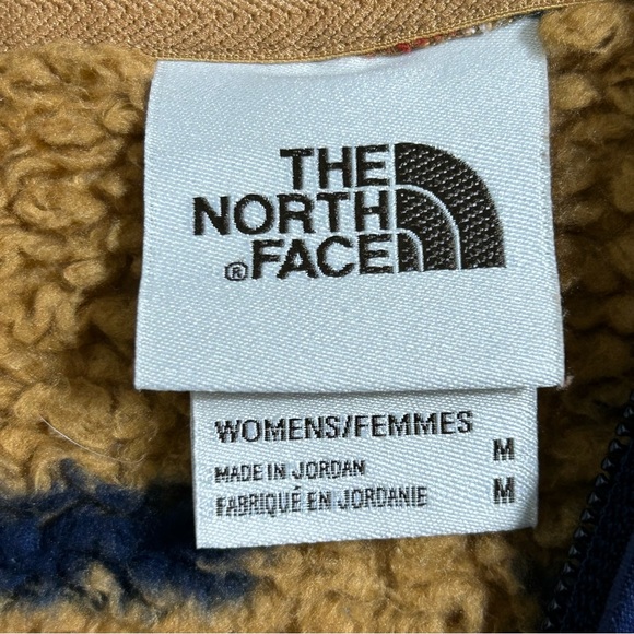 The North Face Campfire Aztec Southwestern print 1/4 zip top size M - Picture 7 of 10